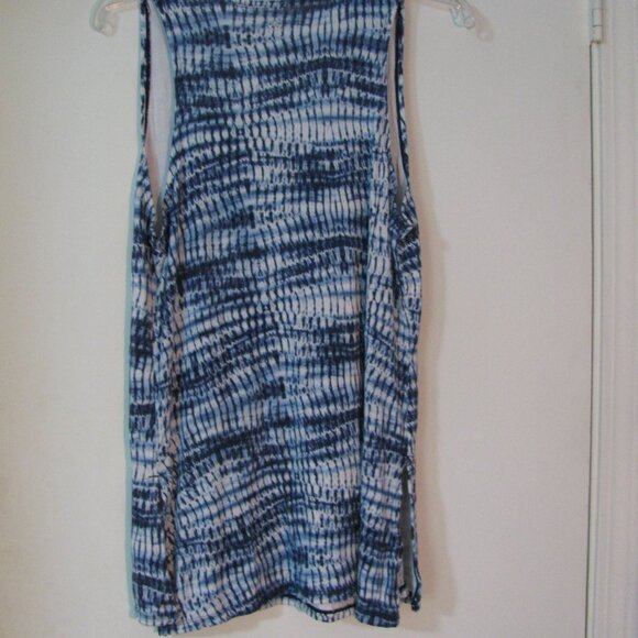 Gaiam Blue and White Tank Large Longer Tunic Style Sleeveless Super Soft - Picture 5 of 5